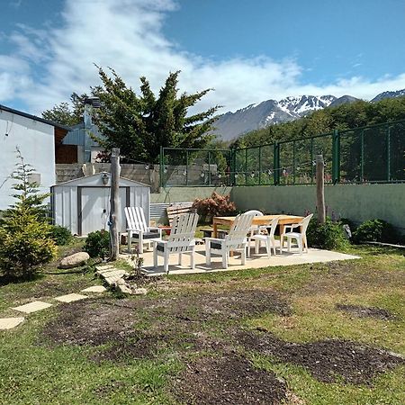 Buenavida Guesthouse Ushuaia Exterior photo